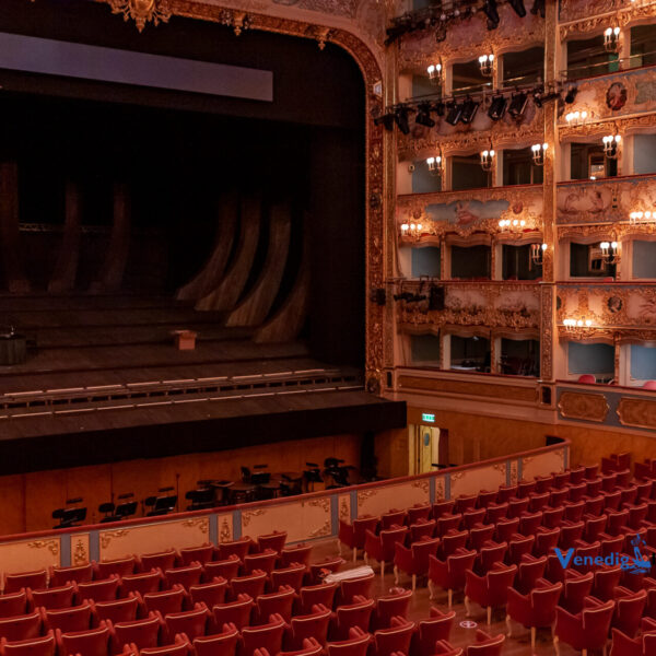 Welcher Theater und Museen muss man in Venedig besucht haben?