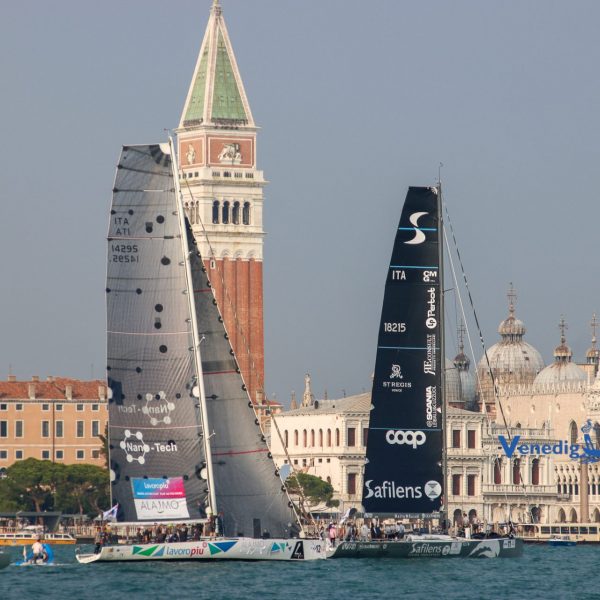 Venice Hospitality Challenge - 300 Boote präsentierten sich im Bacino San Marco