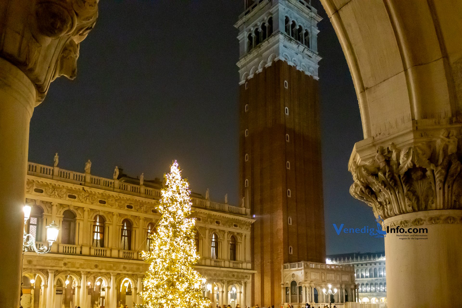 Weihnachtsbeleuchtung 2022 in Venedig