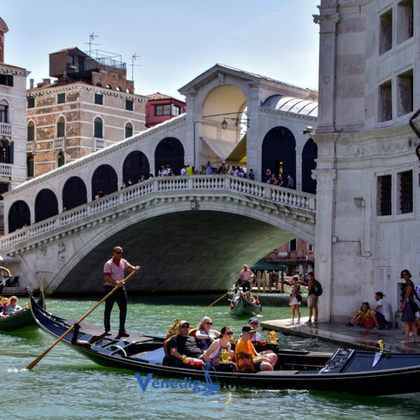 Welche sind die berühmtesten Sehenswürdigkeiten in Venedig?