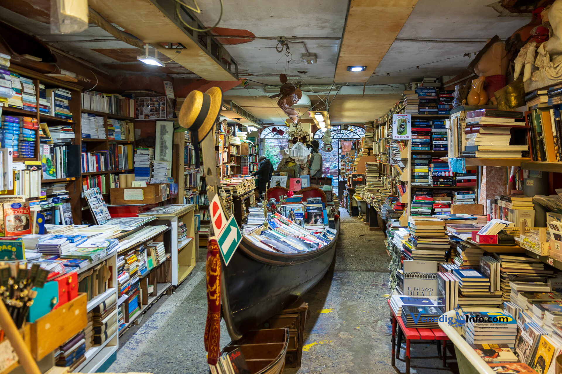 Von Büchern und Gondeln: Wie sich die Libreria Acqua Alta in den letzten Jahren verändert hat