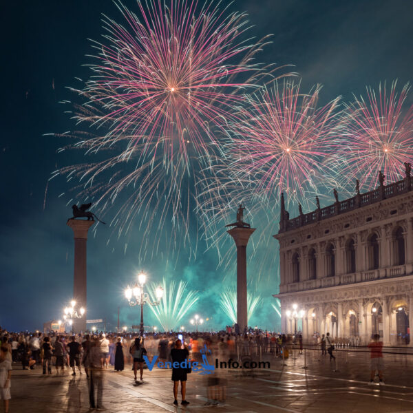 Venedig Silvester 2023 - Grandioses Feuerwerk
