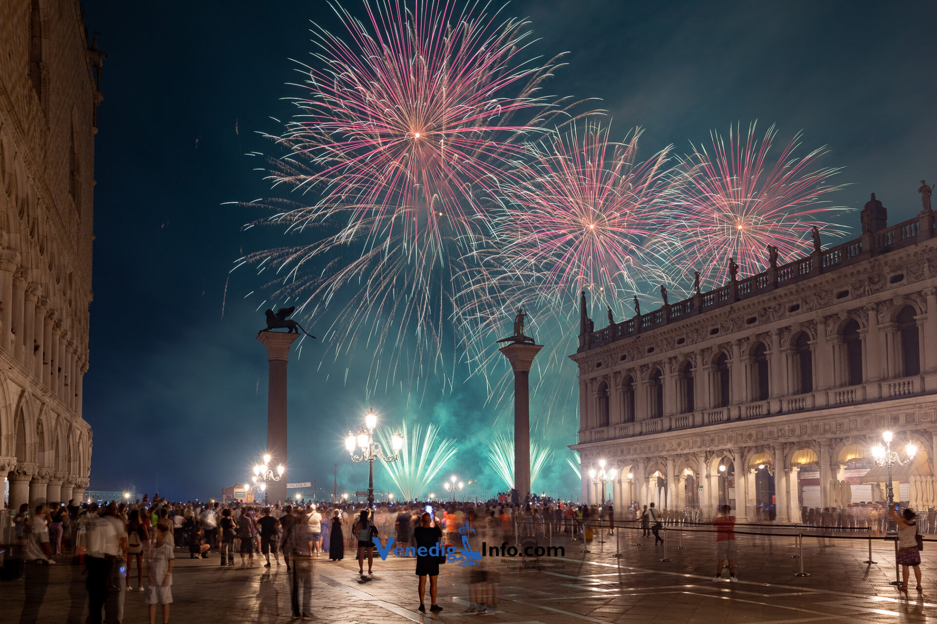 Venedig Silvester 2023 - Grandioses Feuerwerk