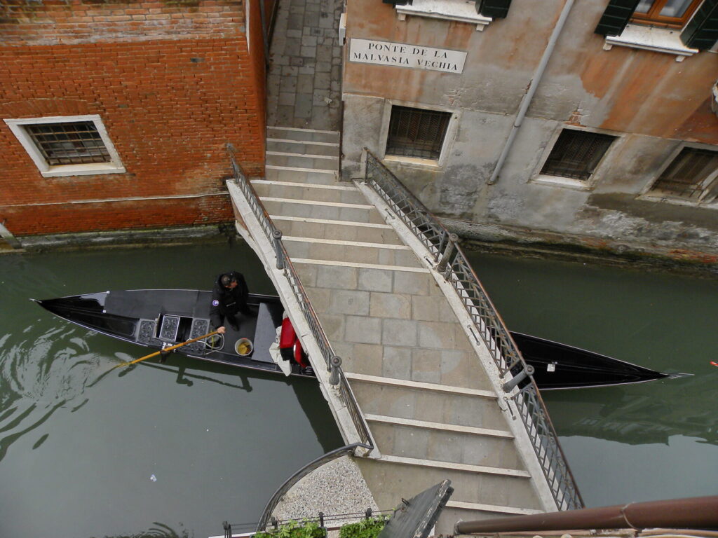 100 Dinge über Venedig - Brücken und Kanäle